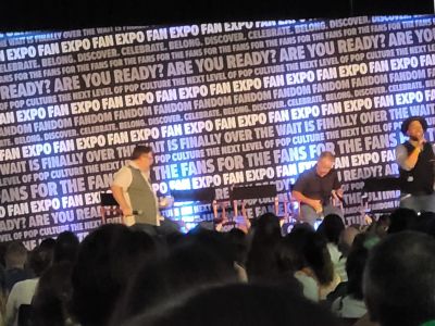 The Hobbits
Aug 13, 2022 - Boston Fan Expo, BCEC, Boston MA
Keywords: cons, BCEC, Boston, Seaport, Hobbits