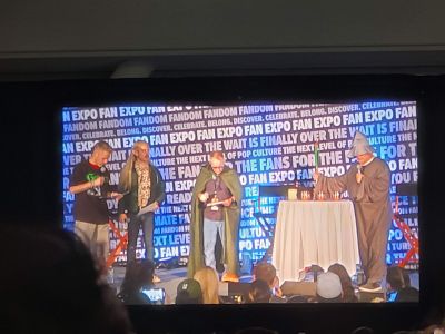 Hobbits play acting
Aug 13, 2022 - Boston Fan Expo, BCEC, Boston MA
Keywords: cons, BCEC, Boston, Seaport, Hobbits