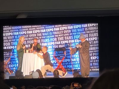 Hobbits play acting
Aug 13, 2022 - Boston Fan Expo, BCEC, Boston MA
Keywords: cons, BCEC, Boston, Seaport, Hobbits