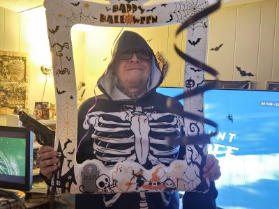 Oct 26, 2024 - Nashua, NH
Keywords: NH, costume, Halloween, Party