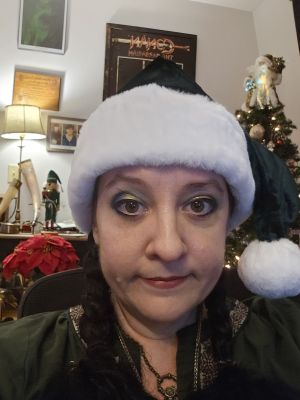 yule hat for 2023
GREEN!
